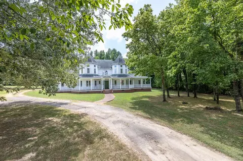 860 Keough Dr, Piperton, TN 38017
