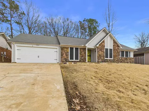 4320 Northwood Hills Dr, Memphis, TN 38128