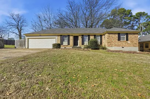 3195 Beauchamp Dr, Memphis, TN 38118