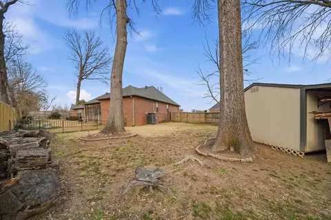 Exterior - 307 John Cv, Collierville, TN 38017 photo 8 of 9