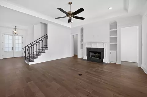 Living - 1421 Peyton Run Loop S, Collierville, TN 38017 photo 1 of 1