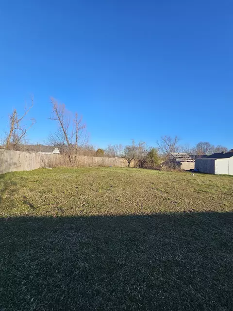 Exterior - 605 Junior Dr, Covington, TN 38019 photo 4 of 5