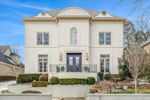 335 N River Oaks Dr, Memphis, TN 38120