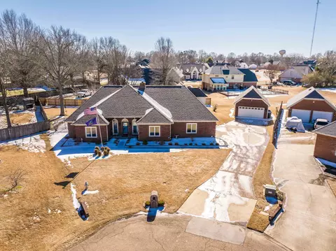 3504 Glyn Carroll Cv, Bartlett, TN 38133