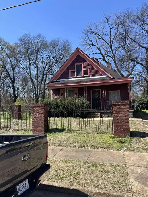 1211 Sylvan St, Memphis, TN 38107