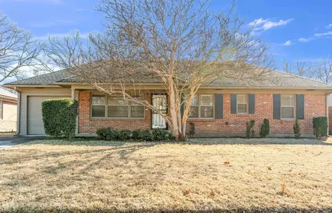 4949 Welchshire Ave, Memphis, TN 38117