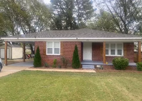 45 Oak St, Savannah, TN 38372