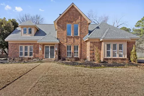 2973 Oakleigh Ln, Germantown, TN 38138