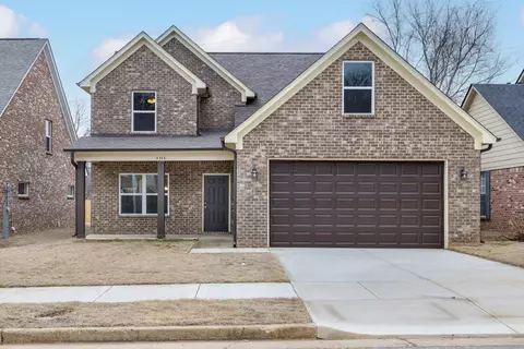 4386 Oaks Royal Dr, Memphis, TN 38128