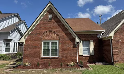 6932 Snyder Rd, Memphis, TN 38141