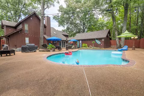 8833 Eatonwick Dr, Cordova, TN 38016