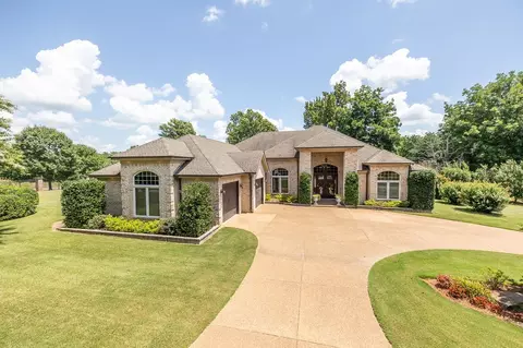52 Salem Oaks Cv, Atoka, TN 38004