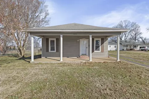 4896 First Ave, Millington, TN 38053