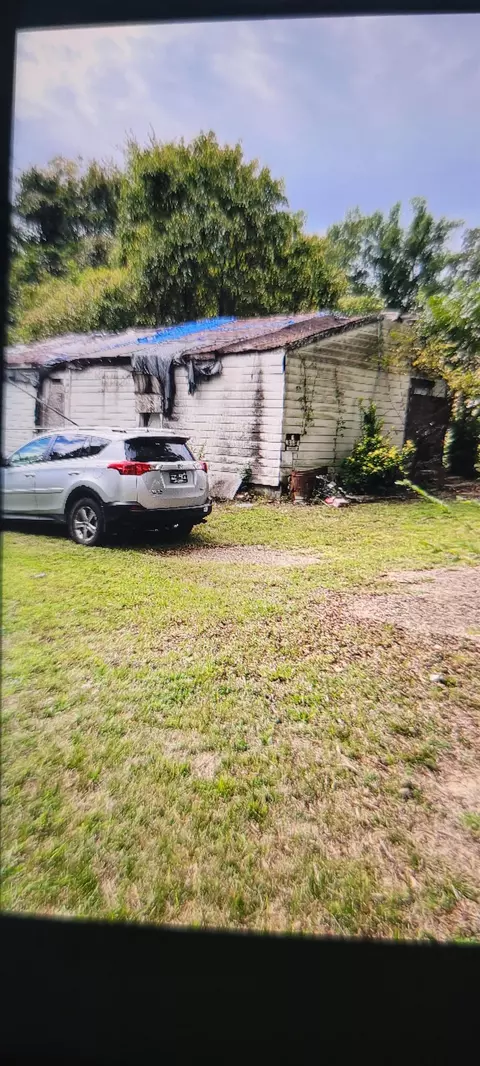 33 E Geeter Rd, Memphis, TN 38109