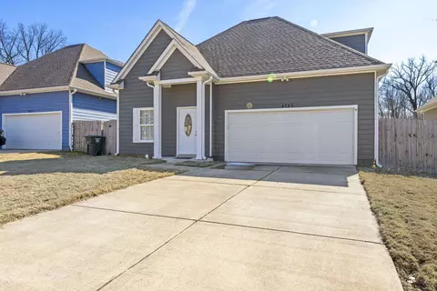 4725 Addington Dr, Memphis, TN 38128