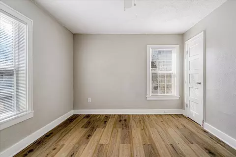 Bedroom - 3084 Pershing Ave, Memphis, TN 38112 photo 5 of 7