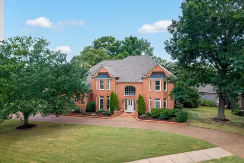 1893 Hartwell Mnr W, Collierville, TN 38017