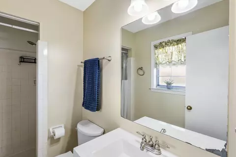 Bath - 3876 Luther Rd, Bartlett, TN 38135 photo 1 of 3