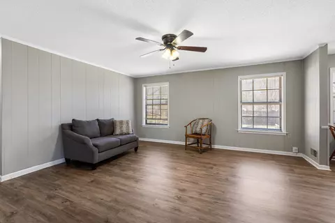 Living - 3876 Luther Rd, Bartlett, TN 38135 photo 2 of 5