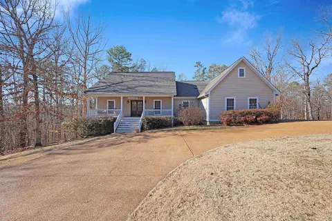 180 Strobbe Ln, Counce, TN 38326