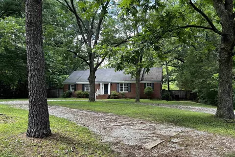 262 E Poplar Ave, Collierville, TN 38017