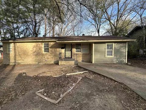 3736 W Donna Dr, Memphis, TN 38127