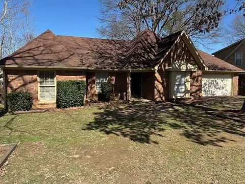 7210 Woodshire Rd, Memphis, TN 38125