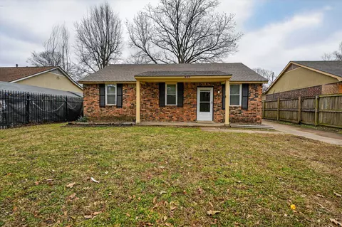 1480 Tennyson Cv, Memphis, TN 38108