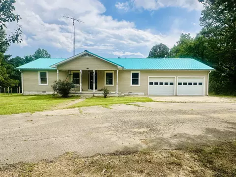 287 Gilchrist Stantonville Rd, Adamsville, TN 38310