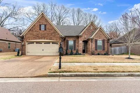2230 Pendrell Ln, Cordova, TN 38016
