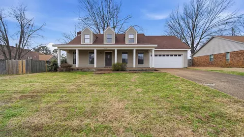 3743 Shallowhill Dr, Bartlett, TN 38135