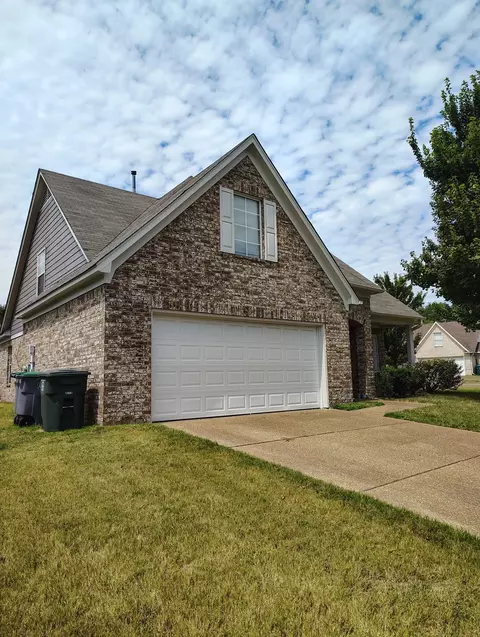1165 E Cortona Cir, Cordova, TN 38018