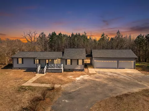 460 Ivy Dr, Oakland, TN 38060