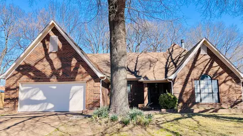 6644 Bright Star Ln, Bartlett, TN 38134