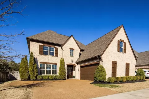 10062 Morning Cross Ln, Collierville, TN 38017