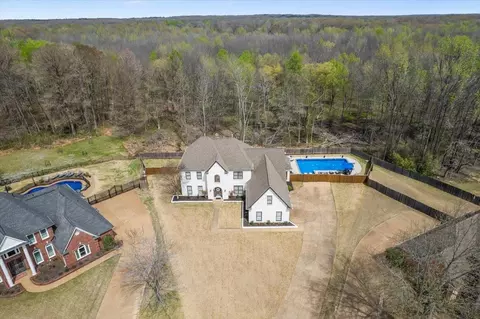 1804 Lisson Cv, Collierville, TN 38017