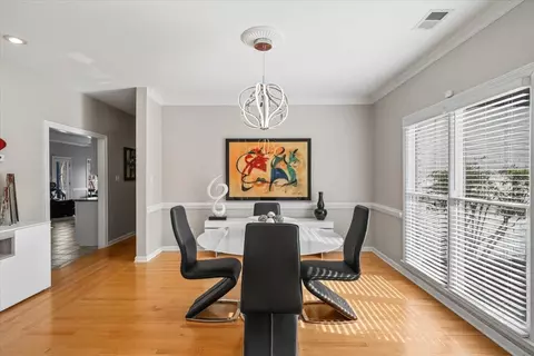 Dining - 1804 Lisson Cv, Collierville, TN 38017 photo 2 of 3