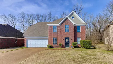 4464 Cedar Ridge Ln, Memphis, TN 38128