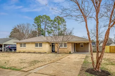 320 W Peg Ln, Memphis, TN 38117