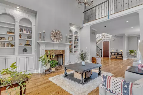 Living - 1083 E Old Hearthstone Cir, Collierville, TN 38017 photo 1 of 3