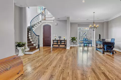 Entry Way - 1083 E Old Hearthstone Cir, Collierville, TN 38017 photo 1 of 5