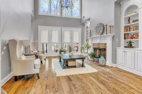 Living - 1083 E Old Hearthstone Cir, Collierville, TN 38017 photo 2 of 3