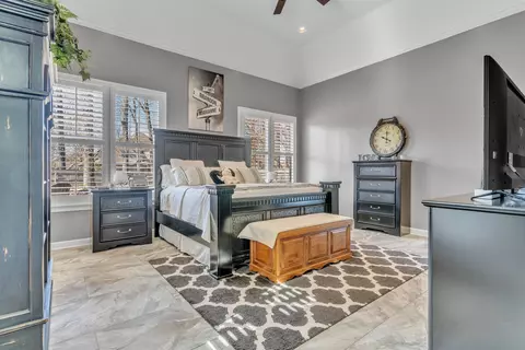 Bedroom - 1083 E Old Hearthstone Cir, Collierville, TN 38017 photo 2 of 6