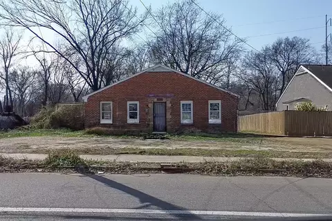 3275 Macon Rd, Memphis, TN 38122