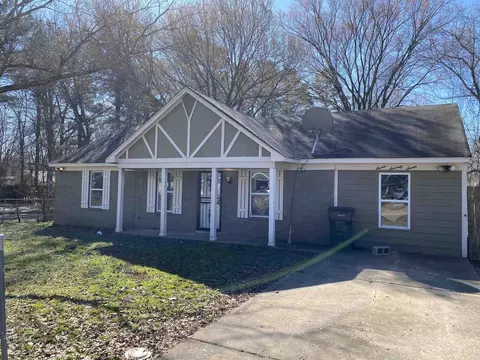 777 Archie Dr, Memphis, TN 38127