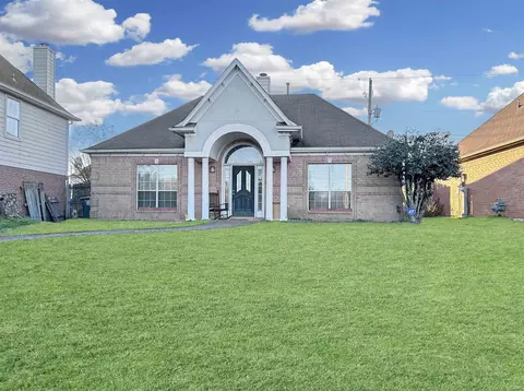 741 N Sanga Rd, Memphis, TN 38018