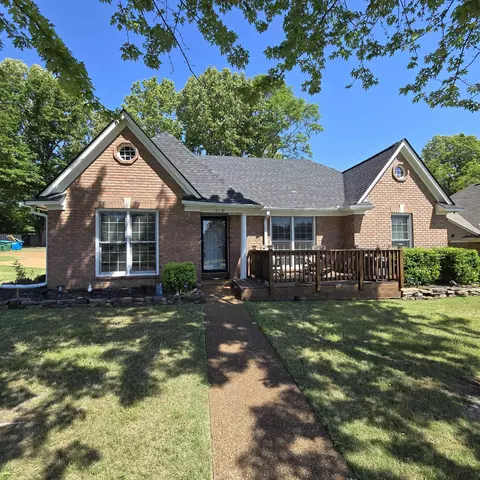 12150 Osborne Grove Dr, Arlington, TN 38002