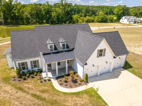 5011 Jon Oak Cv, Arlington, TN 38002