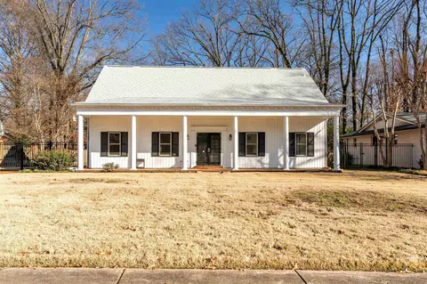 6202 Quince Rd, Memphis, TN 38119