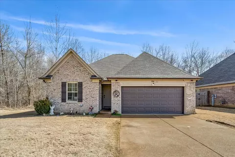 1106 Big Orange Rd, Cordova, TN 38018